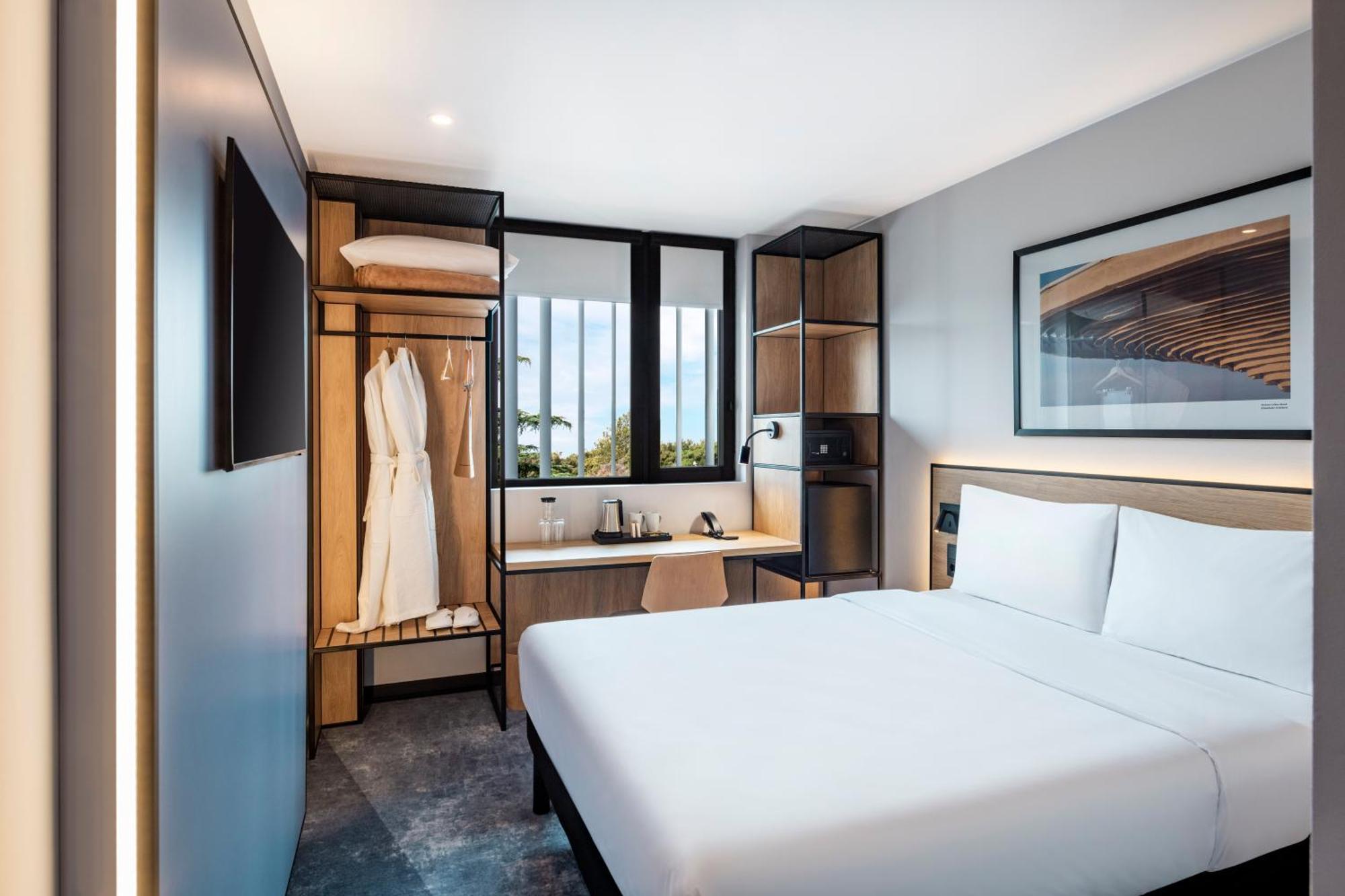 Ibis Tbilisi Airport Hotel Luaran gambar