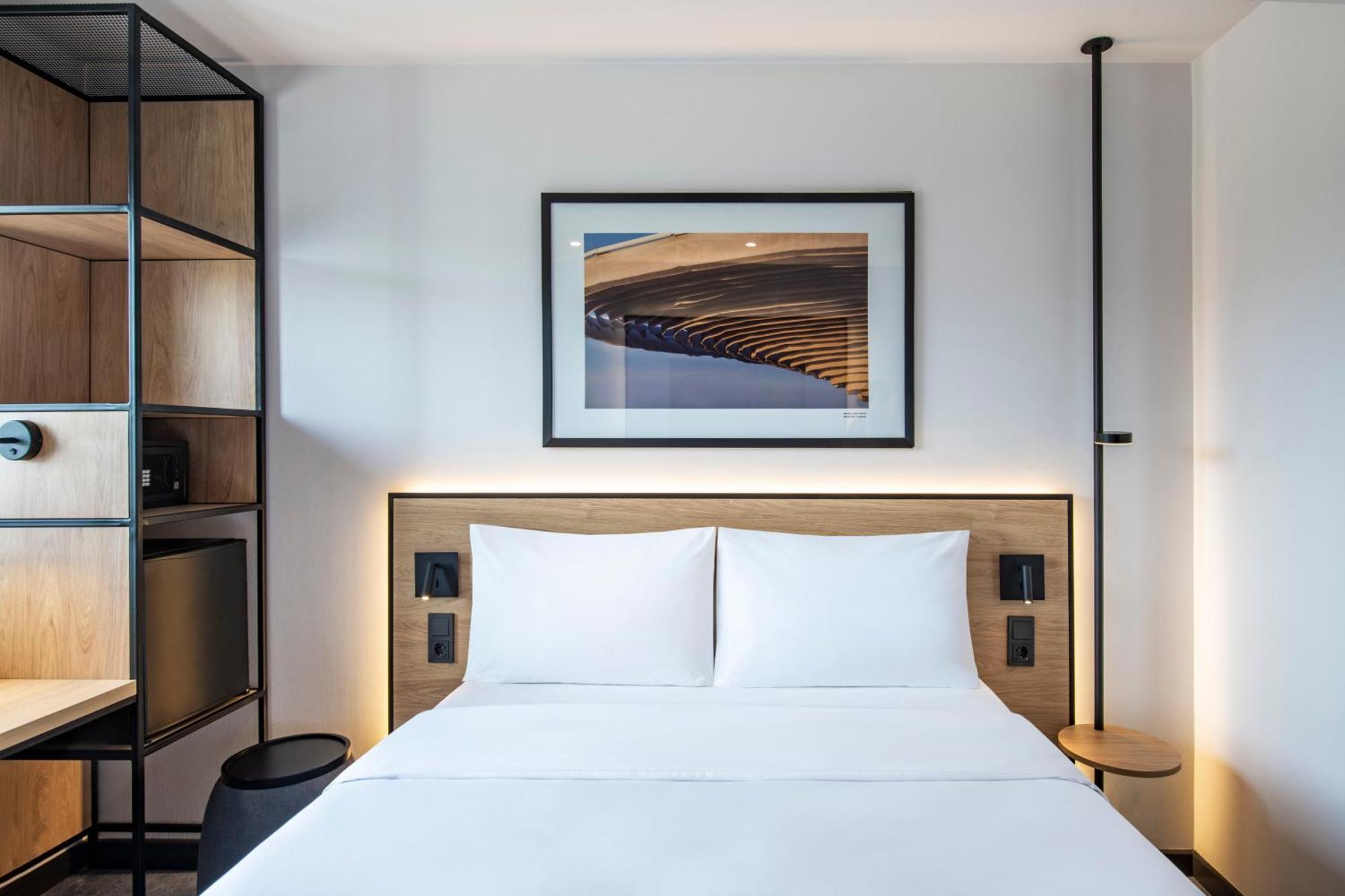 Ibis Tbilisi Airport Hotel Luaran gambar